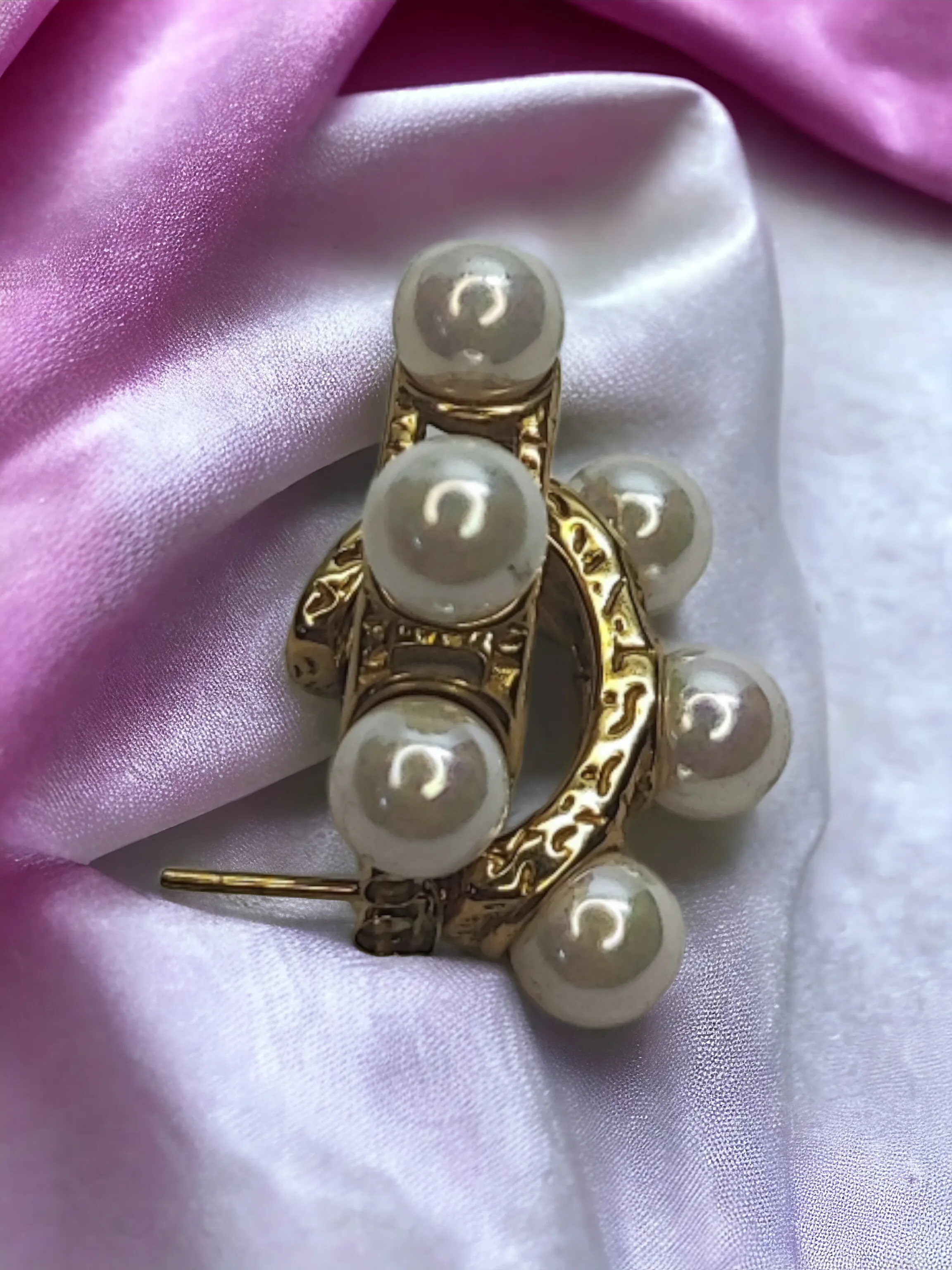 Pearlfect Abstract Swirl Faux Earrings